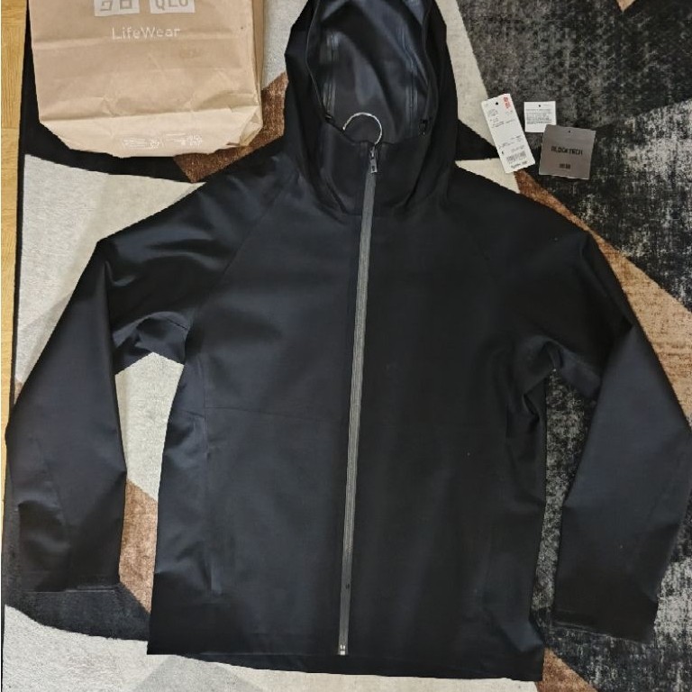 Block tech Uniqlo