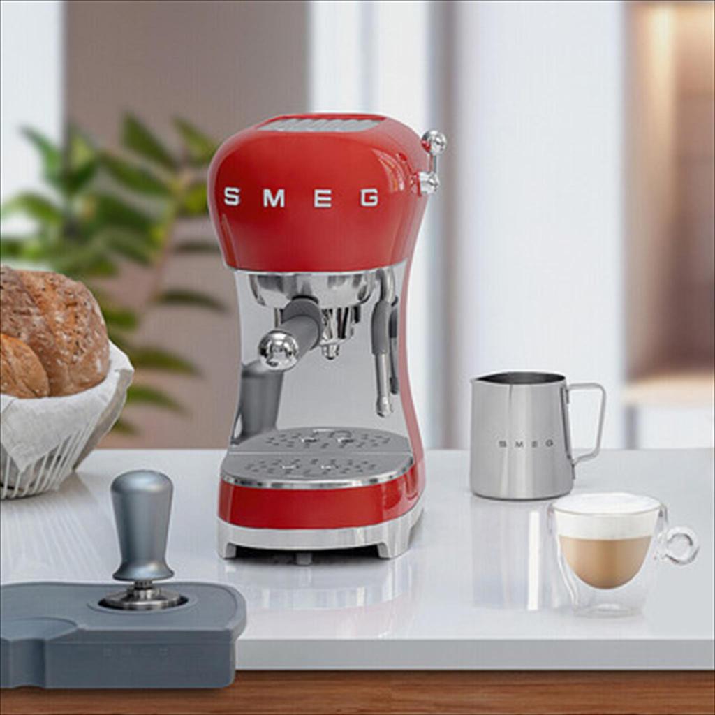 SMEG ECF02 Espresso Coffee Machine - SMEG Mesin Kopi Espresso Premium
