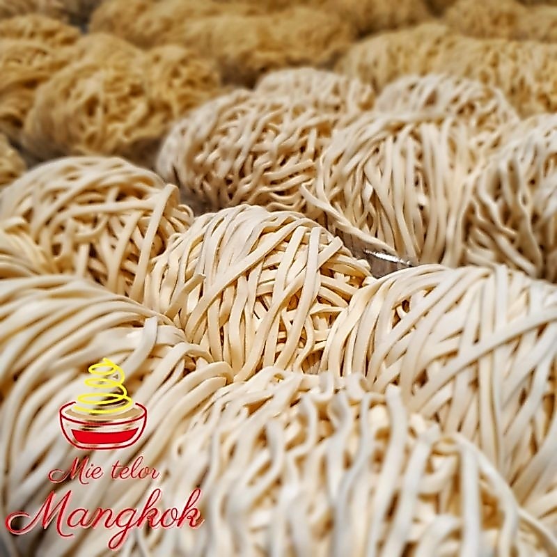(1kg- HALAL) SERBAGUNA Mie Telor Ori basah mentah untuk Mie Karet/ Mie kuah / mie goreng / mie medan