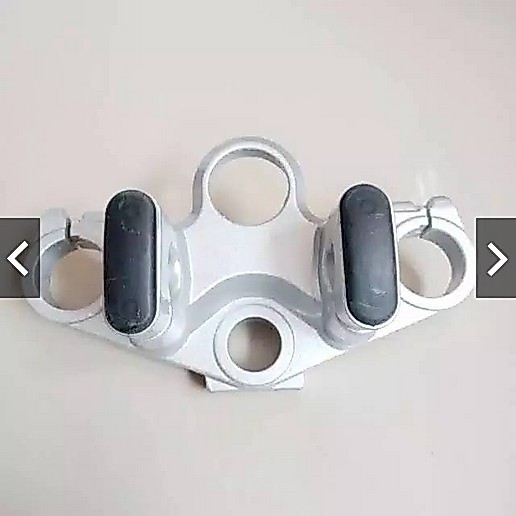 SEGITIGA ATAS STANG  VIXION OLD