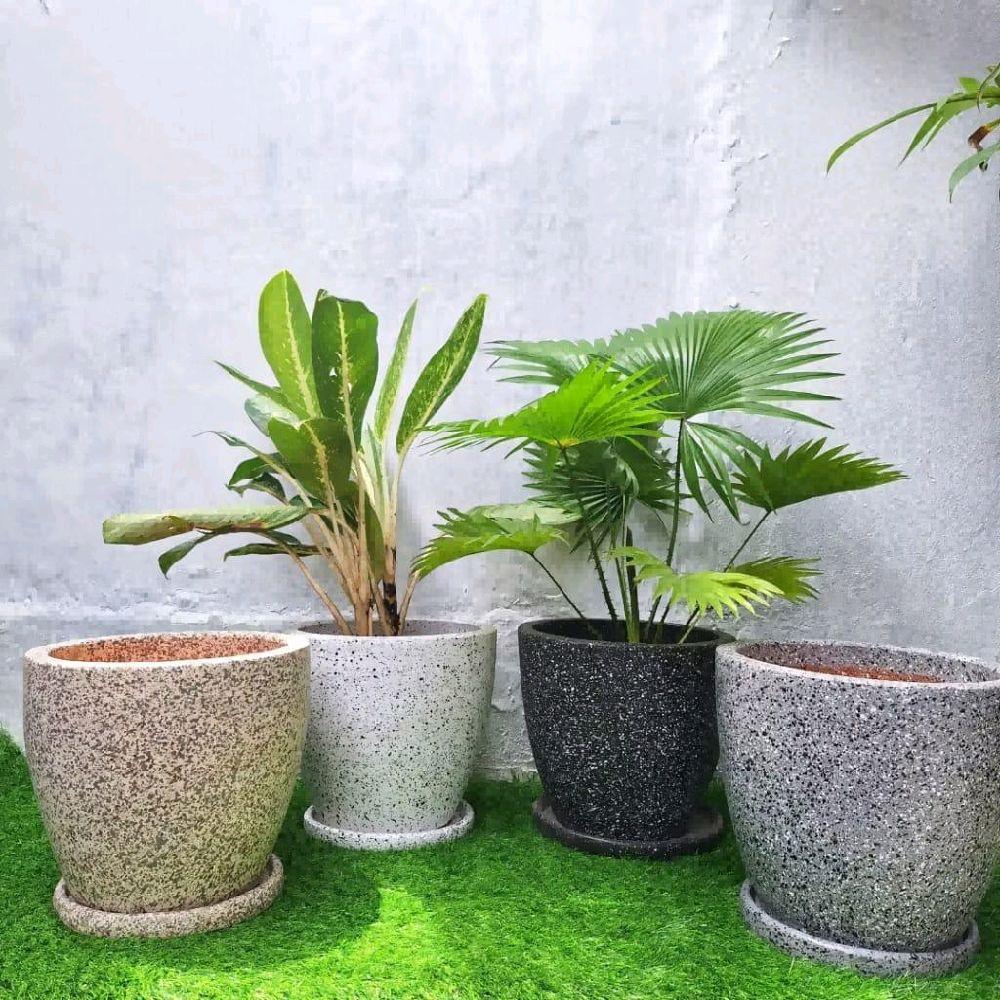 pot gerabah guci jumbo, pot tanah liat besar, pot gerabah teraso