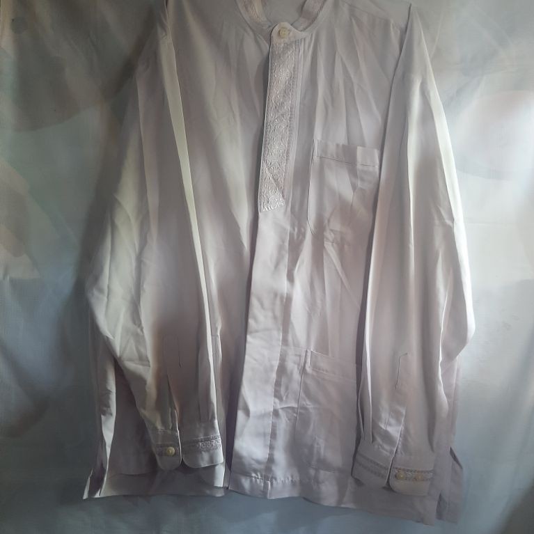 PRELOVED BAJU KOKO PRIA LILAC,,BACA DESKRIPSI