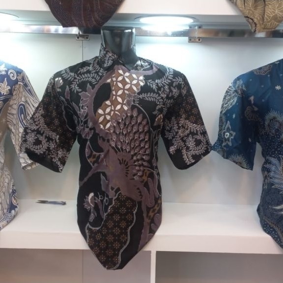 BATIK PRIA LENGAN PENDEK BATIK KATUN HALUS
