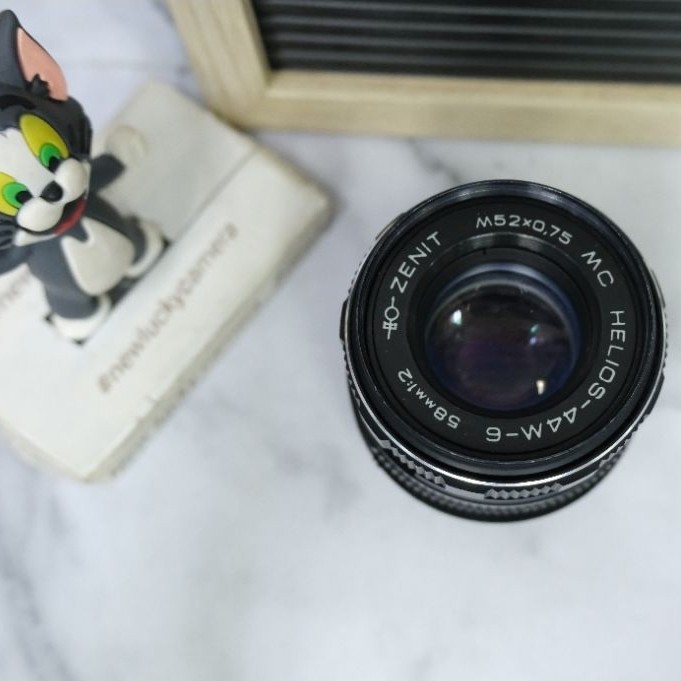 Lensa Helios 58mm F2 M42  – Bokeh Swirl Legendaris