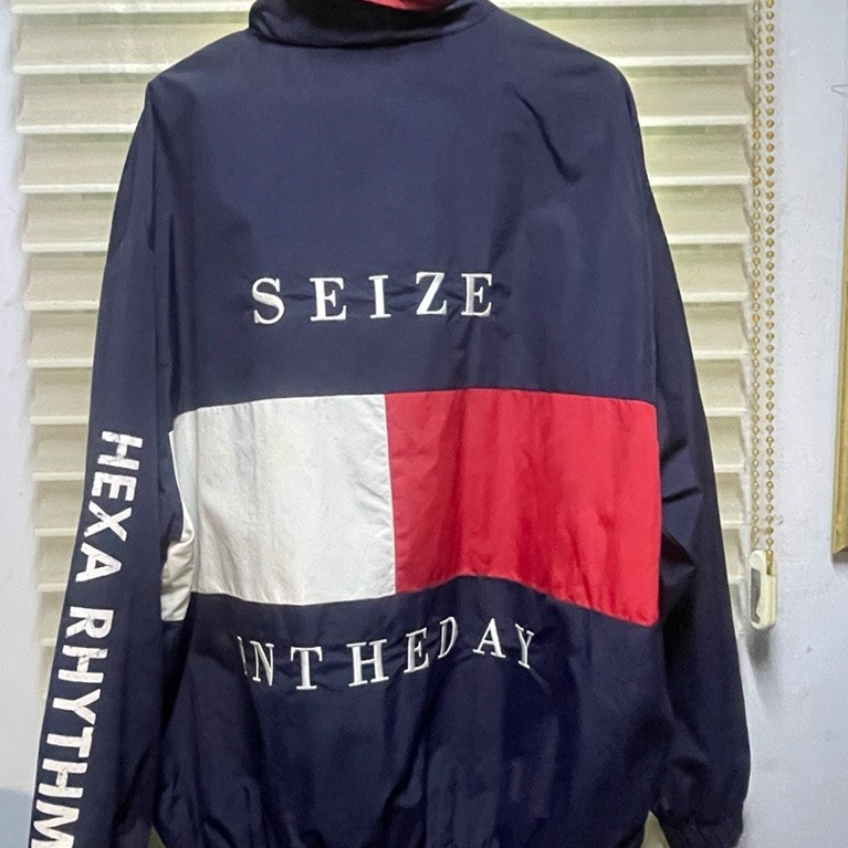 windbreaker attention