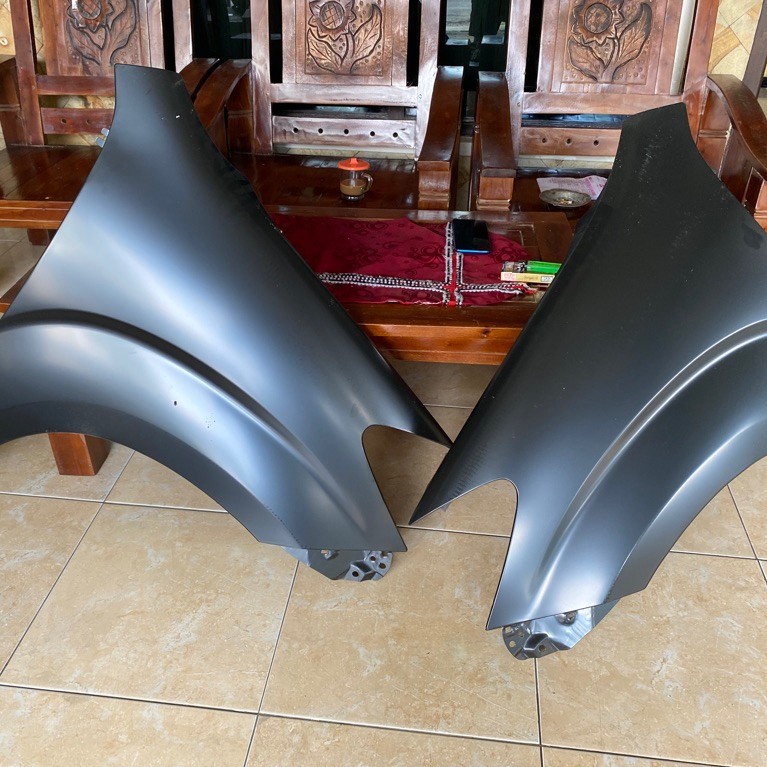 Fender avanza/xenia 2004/2011