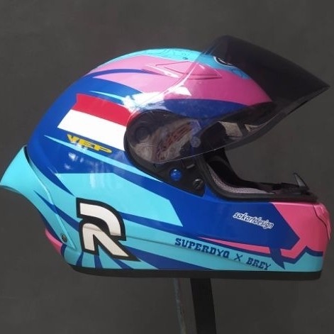 Helm Yamaha repaint ala Veda Ega Pratama