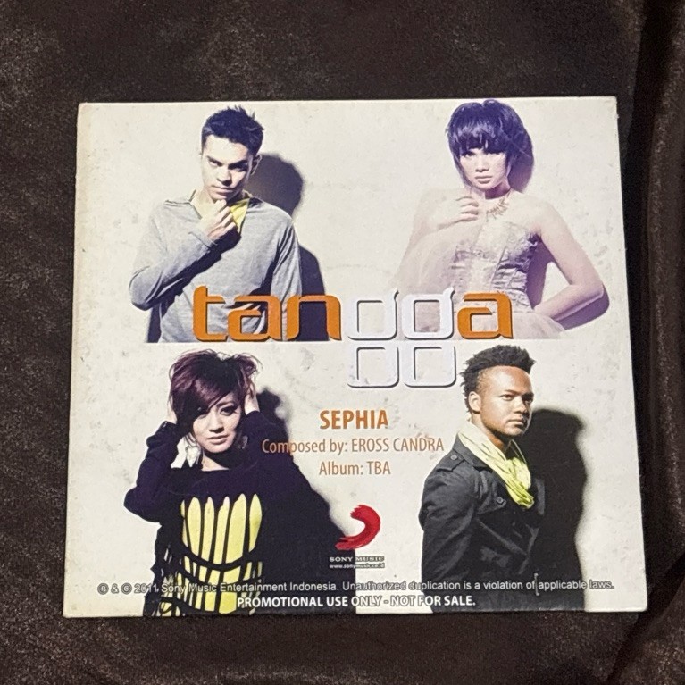 CD SINGLE TANGGA SHEPIA (Cover Lagu Sheila On 7) Original