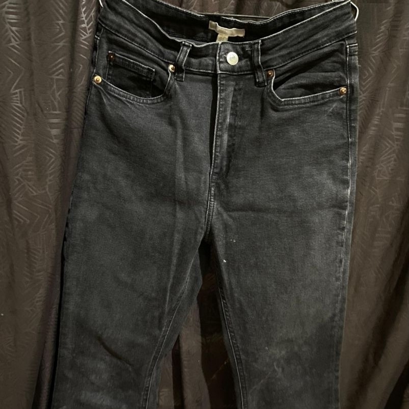 PRELOVED JEANS CUTBRAY H&M