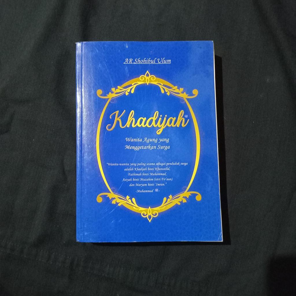Khadijah Wanita Agung Yang Menggetarkan Surga - Fatimah Sang Pemimpin Wanita Surga