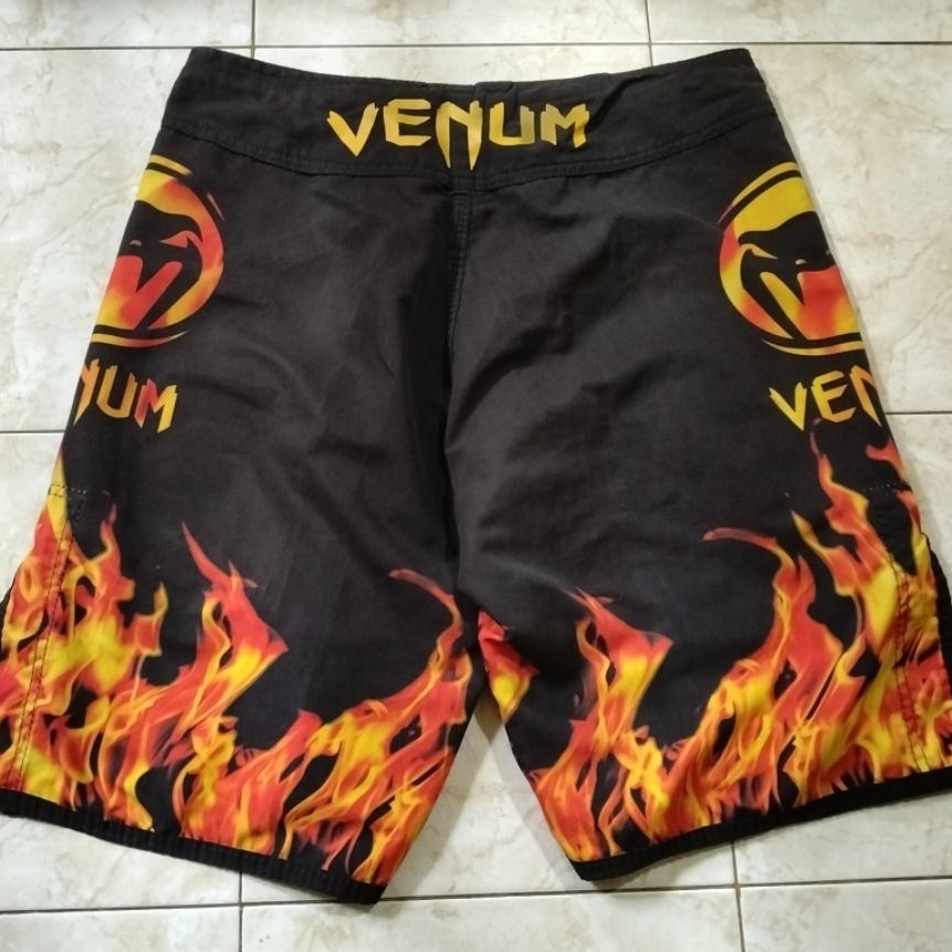 celana venum