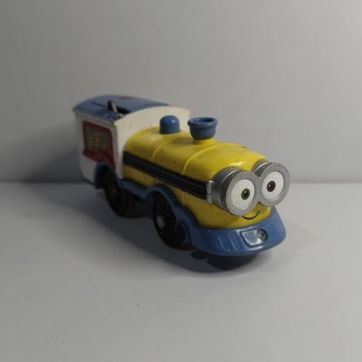 Kereta Shinkansen Takara Tomy Elektrik On