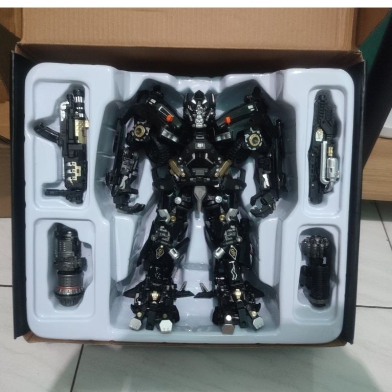weijiang m-06 black apple iron hide transformers