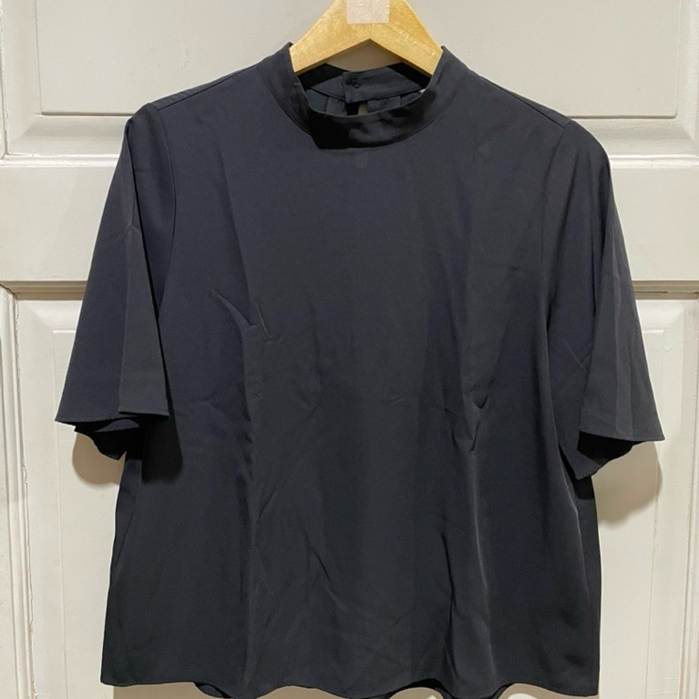 Uniqlo Blouse