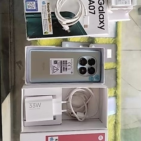 samsung a07 4/64 dan redmi note 15 8/128 second fullset