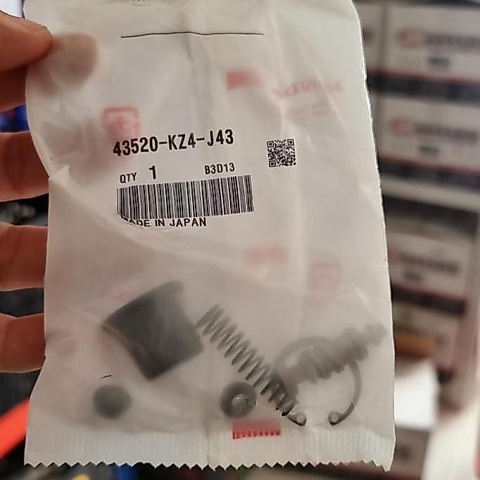 HONDA SEAL PISTON MASTER REM BELAKANG CRF 250 450 R X ORIGINAL MADE IN JAPAN 43520-KZ4-J43 READY
