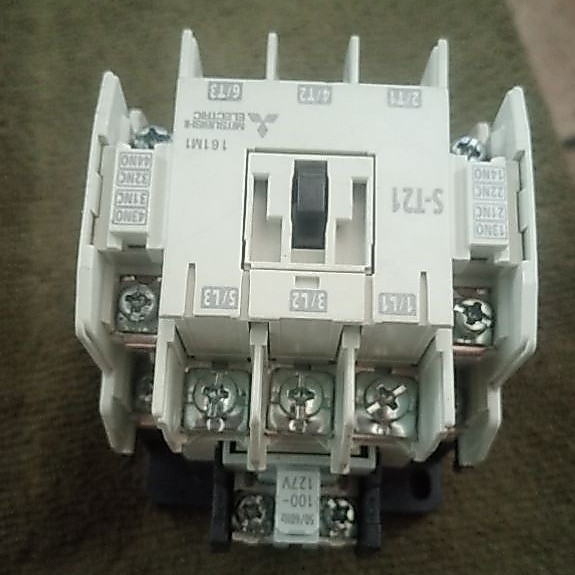 Kontaktor Listrik Mitsubishi ST21 voltase 110