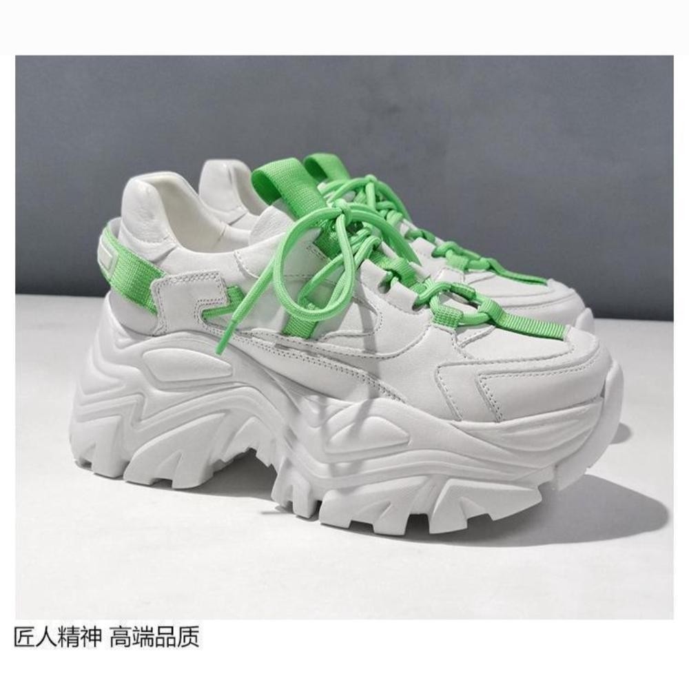 diskon sepatu sneakers modis wanita selebriti eropa