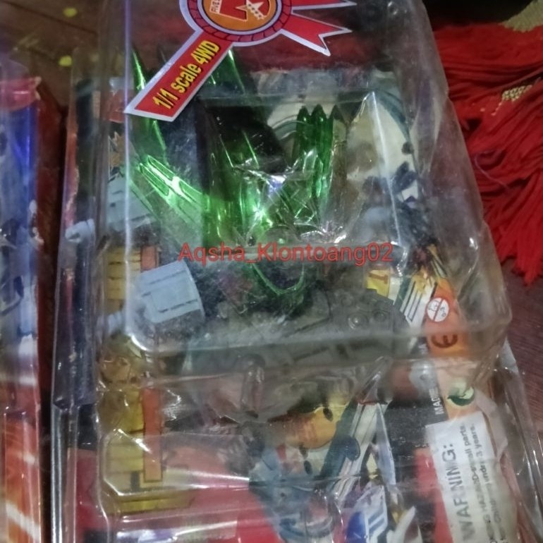 Crush gear Dino spartan Non bandai