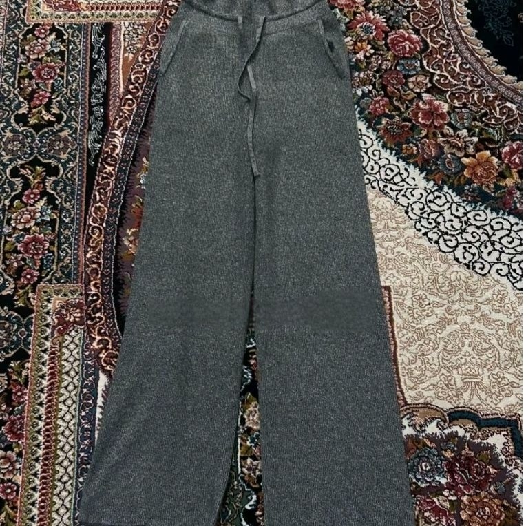 uniqlo washable knit ribbed grey pants