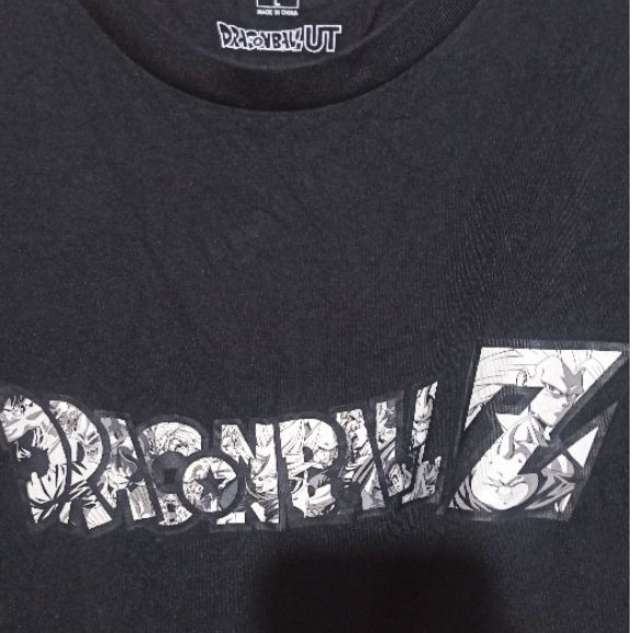 kaos oblong Uniqlo x dragonball