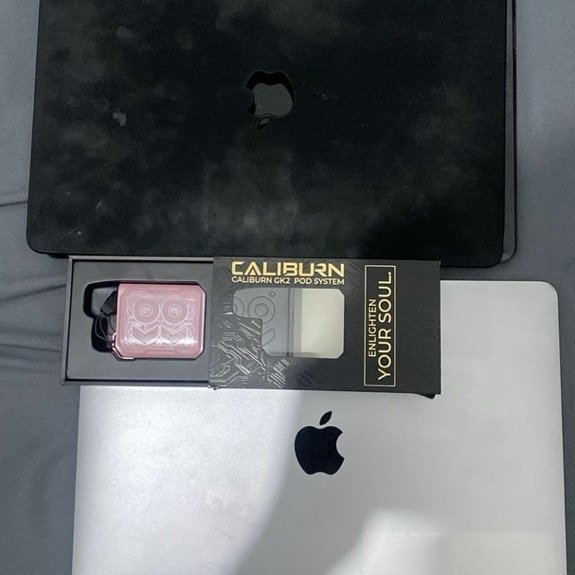 Macbook Air 2019 i5 13” 8/256 gb