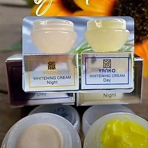 Krim Wajah Yanko Platinum Plus - Mencerahkan, Menghilangkan Jerawat, Melembapkan