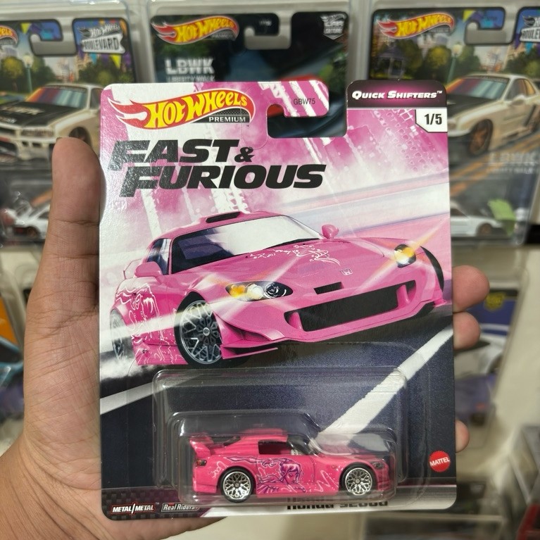 Hot Wheels Premium S2000 Pink