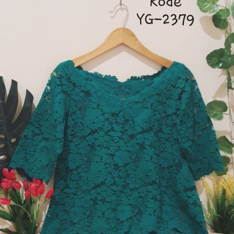 Atasan Kebaya Outer Crop Longback Brukat (YG-2379)