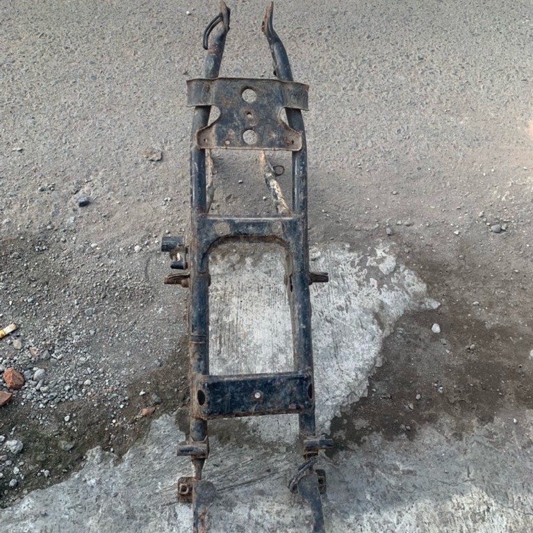 Rangka belakang gl max pro Buntutan sambungan Rangka frame belakang gl max GL pro original