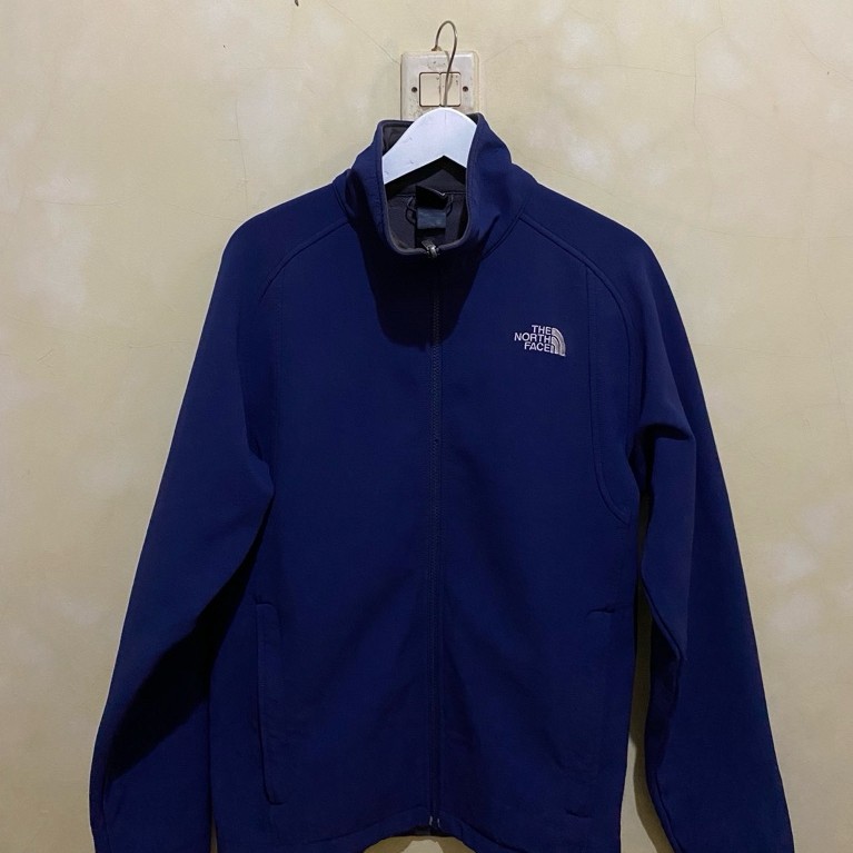 jaket tnf