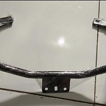 Behel Vespa S Hitam. Aksesoris Vespa