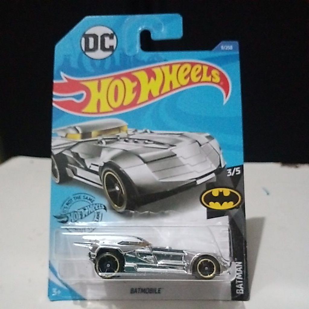 Hot Wheels Batman DC Batmobile silver