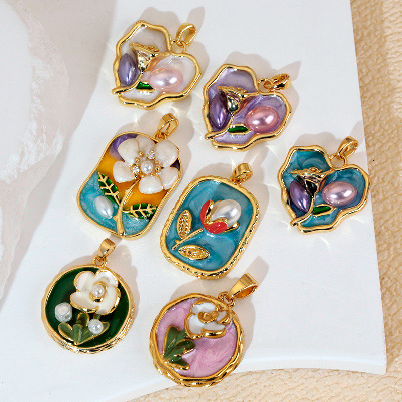 Perhiasan Monet Garden Rose Imitation Pearl Oil Drop Pendant Warna Tembaga Mempertahankan Aksesoris 