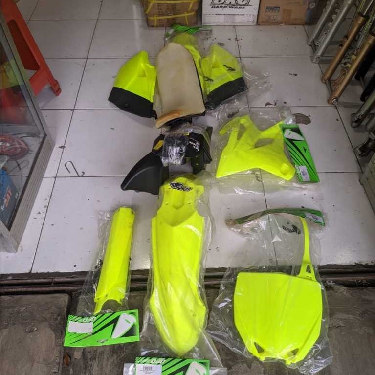 BODY BODI TRAIL TRABAS ACERBIS ETT KIT YZ 85 NEW KUNING STABILO HITAM ACERBIES ACERBISSS ORIGINAL