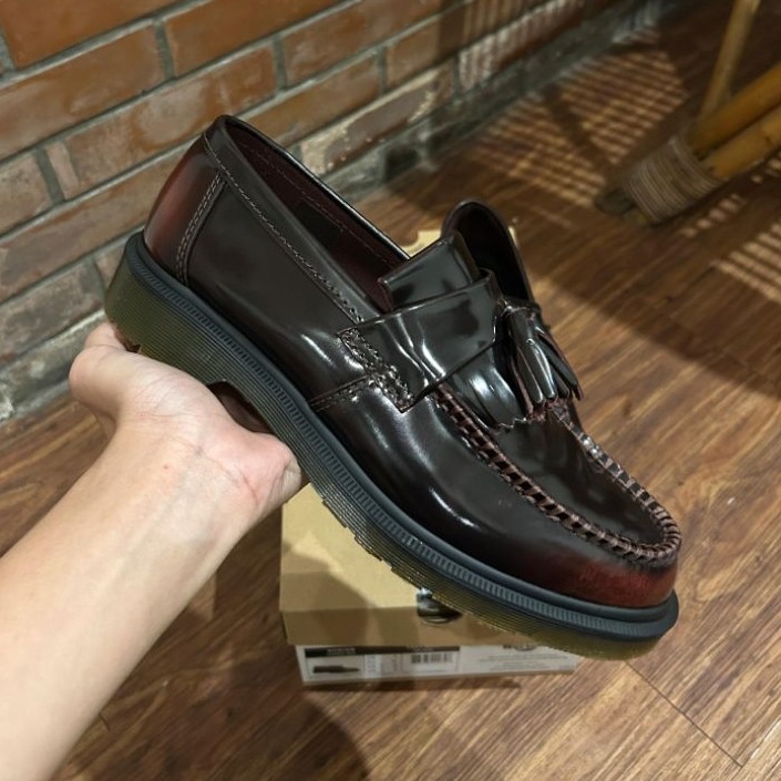 DR.MARTENS ADRIAN TASSEL