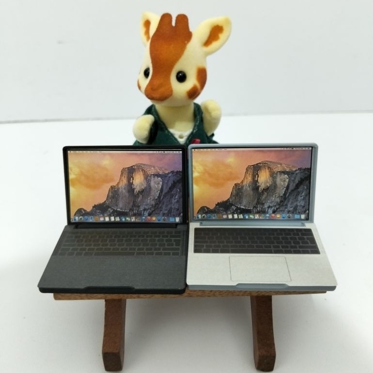 Miniatur laptop for diorama / sylvanian / Barbie / hiasan lucu / DIY