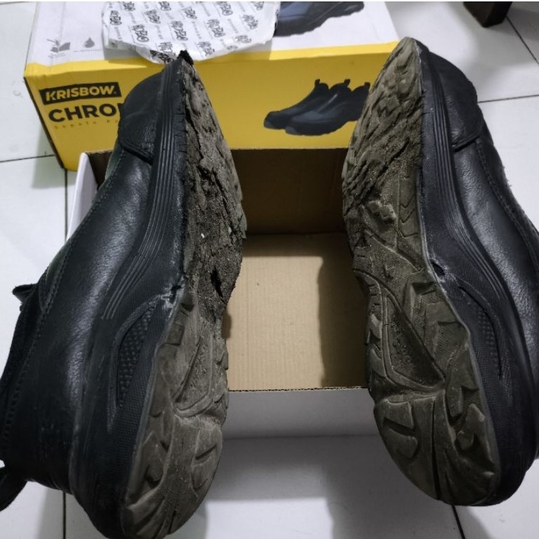 Sepatu safety Krisbow Chronos Ukuran 44 (Second)