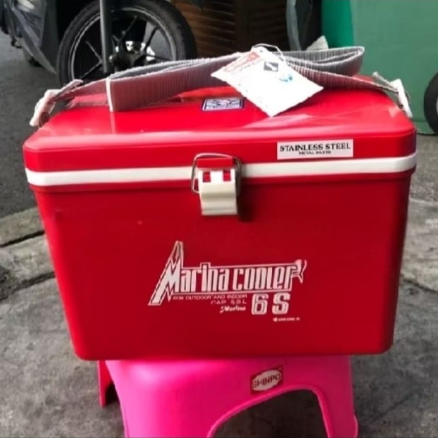marina cooler
