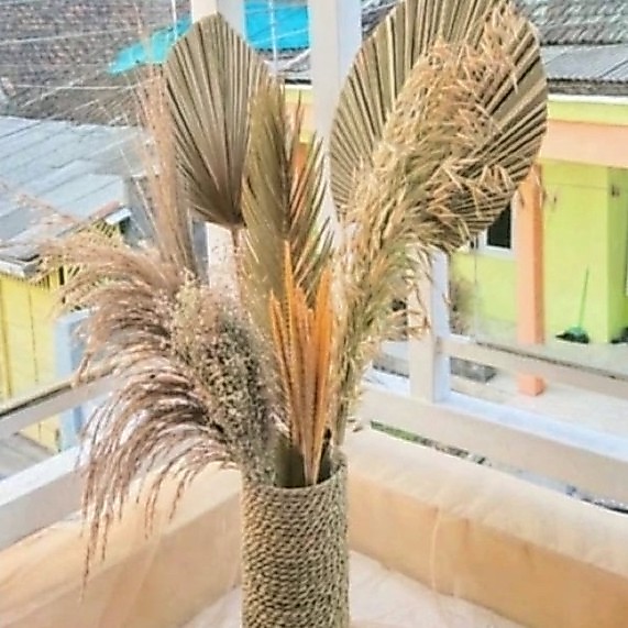 PAKET BUNGA KERING/PAKET DAUN PALEM VAS POT GUCI / BUNGA KERING