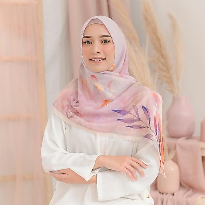 Veil- Authentism - Shira Series Exclusive Printed Scarf Kerudung Segi Empat Ultrafine Voal  Square M