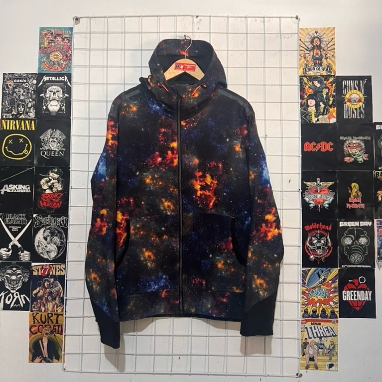 Jaket Zipper Hoodie Find Out Motif Printing