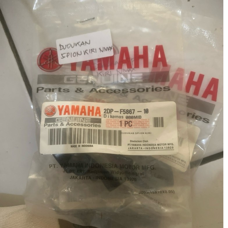 Dudukan Spion kiri Nmax