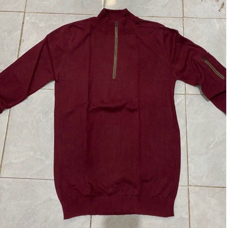 [Prelove / Second Hand] Mavis | Sweater rajut half zip maroon Size M