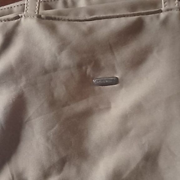 Tas bahu merk Elizabeth preloved second