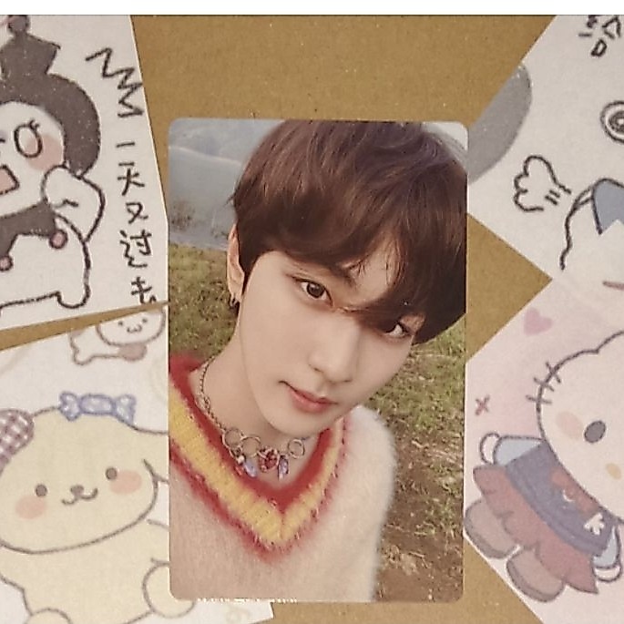 Photocard Jungwon Album Orange Blood (Engene Ver)

Enhypen Jungwon Official Photocard Album POB