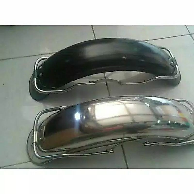 SPAKBOR DEPAN CB 200 SLEBOR DEPAN CB 200 BAHAN BESI KROM HITAM PNP CB GL MP TIGER
