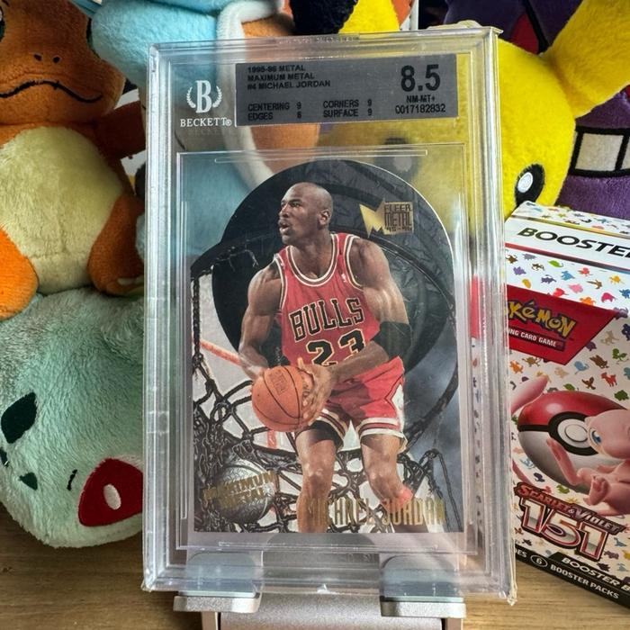 1995-1996 NBA Michael Jordan Maximum Metal BGS 8.5