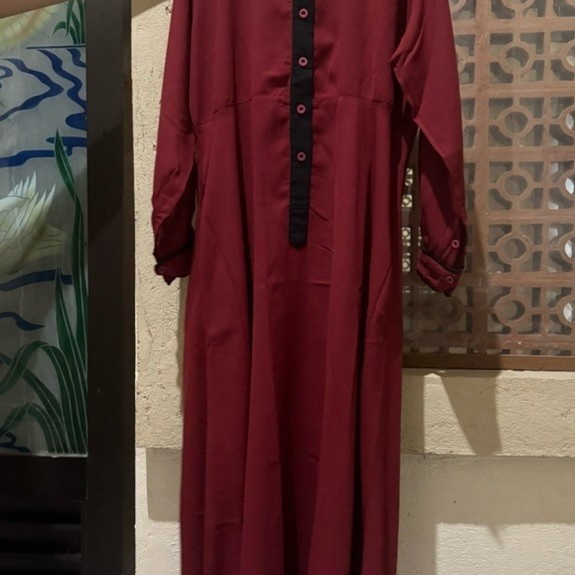 (PRELOVED) Gamis aulia maroon black