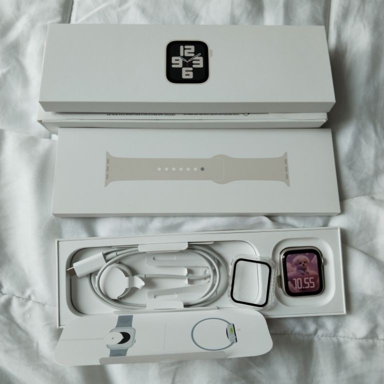 Apple Watch SE Gen 2 40 mm Starlight Second Full Set